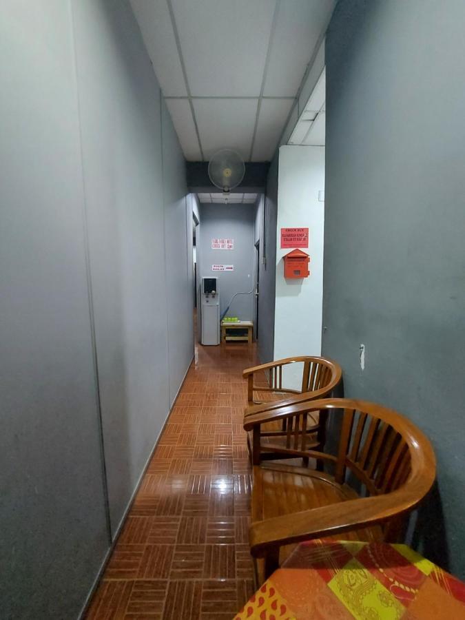 Nabil Nabila Motel Kuah Esterno foto